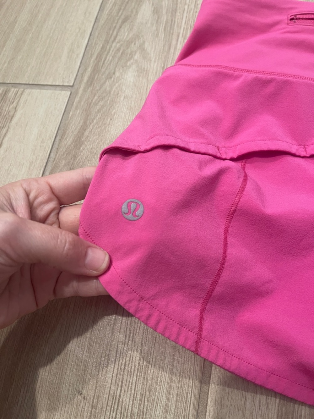 Lululemon Speed Up High Rise Shorts 2.5” Sonic Pink Sz 4 - Picture 9 of 9